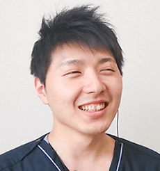 歯科医師 石塚 真央